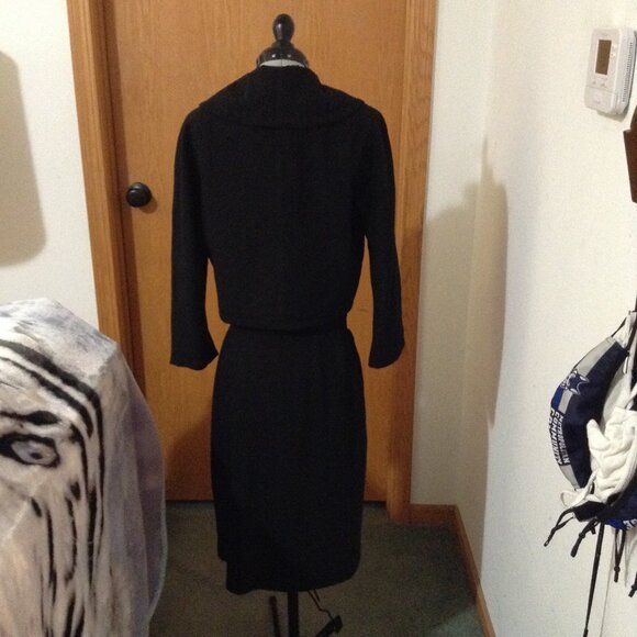 Vintage Early-1960s Black Double-Breasted Skirt Suit - Picture 3 of 6